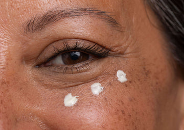 HOW DO I MAKE MY EYES LOOK MORE YOUTHFUL?