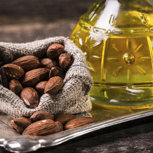 Prunus Amygdalus Dulcis (Sweet Almond) Oil